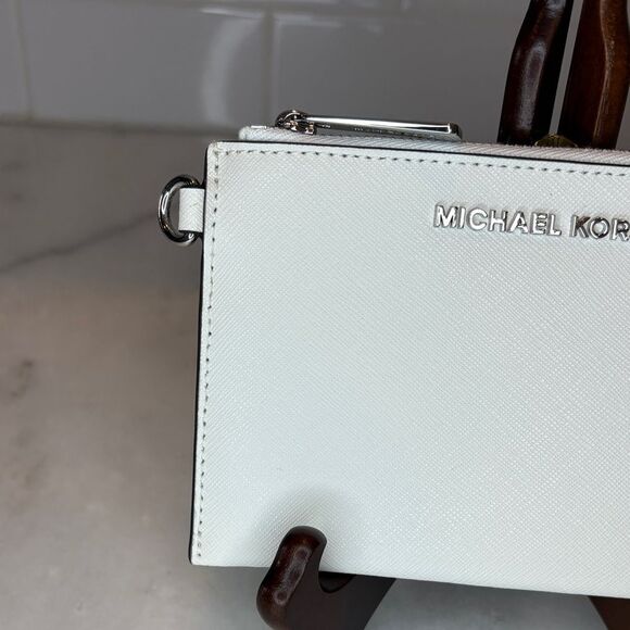 Michael Kors Wristlet Wallet Saffiano Leather Clutch Pouch Wristlet - Picture 2 of 13